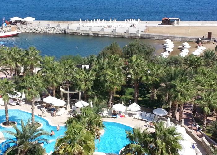 Oscar Resort Hotel