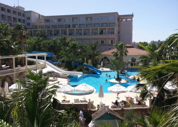 Oscar Resort Hotel