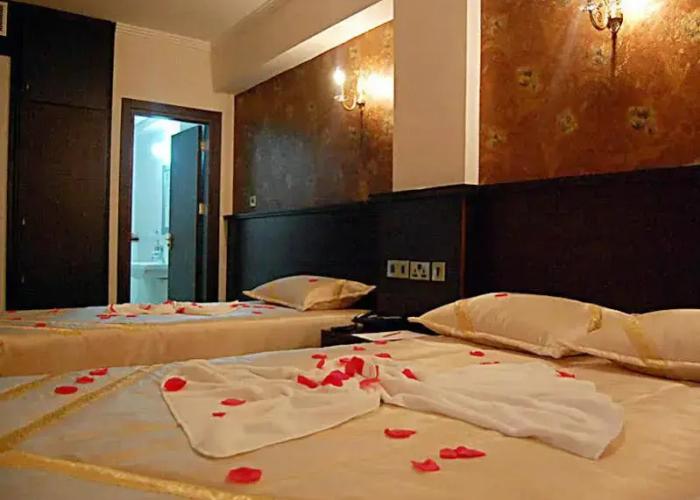 Grand Center Boutique Hotel