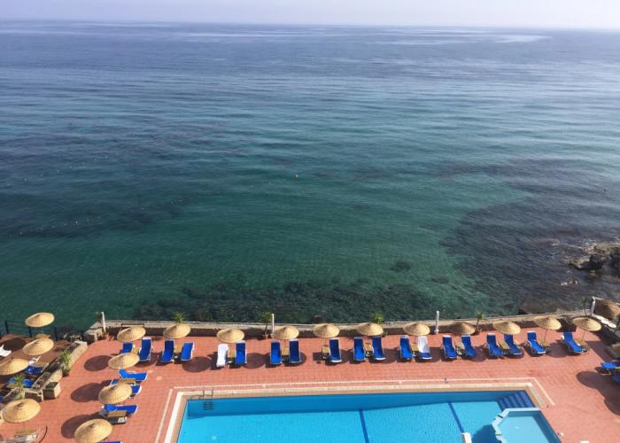 Manolya Hotel