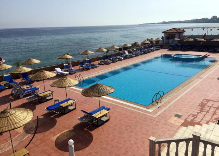 Manolya Hotel