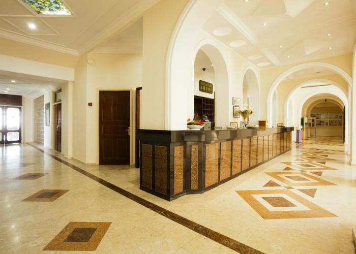 Dome Hotel