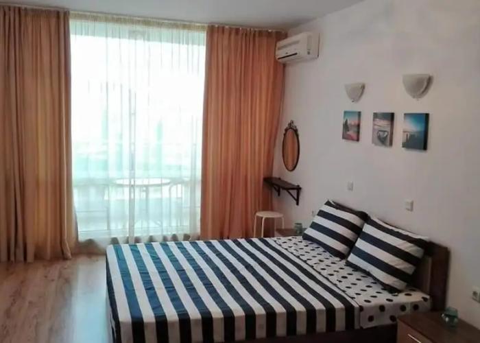 Sunny Apartment in Burgas