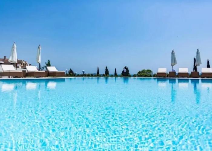 Sunny Apartment in Burgas
