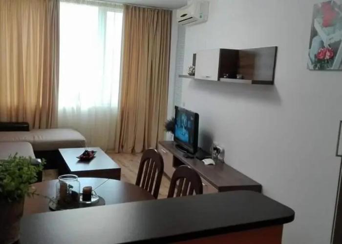 Sunny Apartment in Burgas