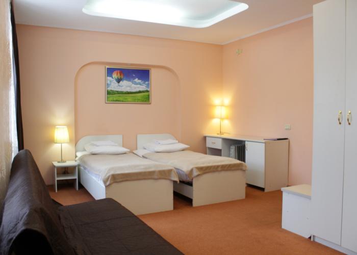 Puteshestvennik Guest House