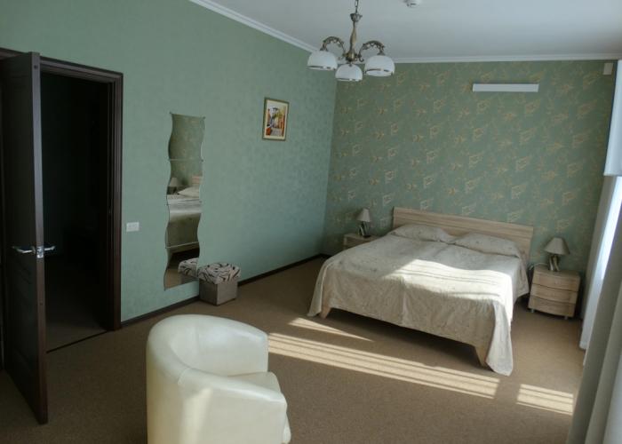 Parus Hotel