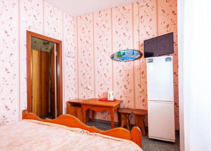 Zhemchuzhina Guest House