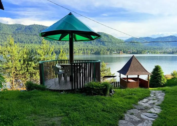 Elan Guest House