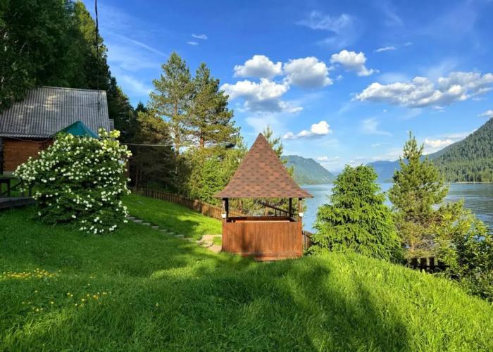 Elan Guest House