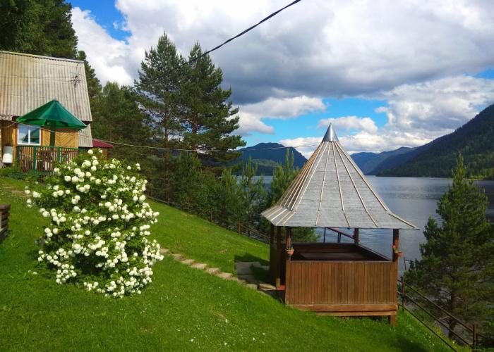 Elan Guest House