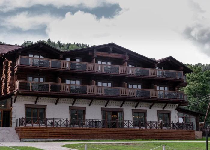 Tayga&Ozero Hotel