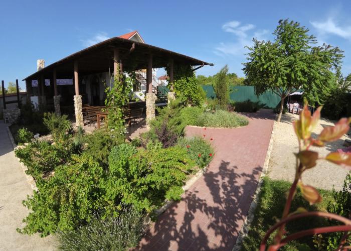Alfa Guest House