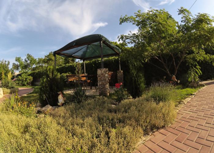 Alfa Guest House
