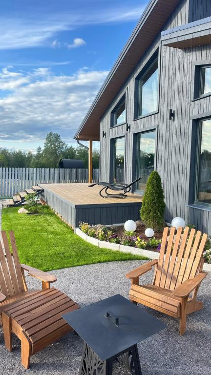 U Ozera Private house