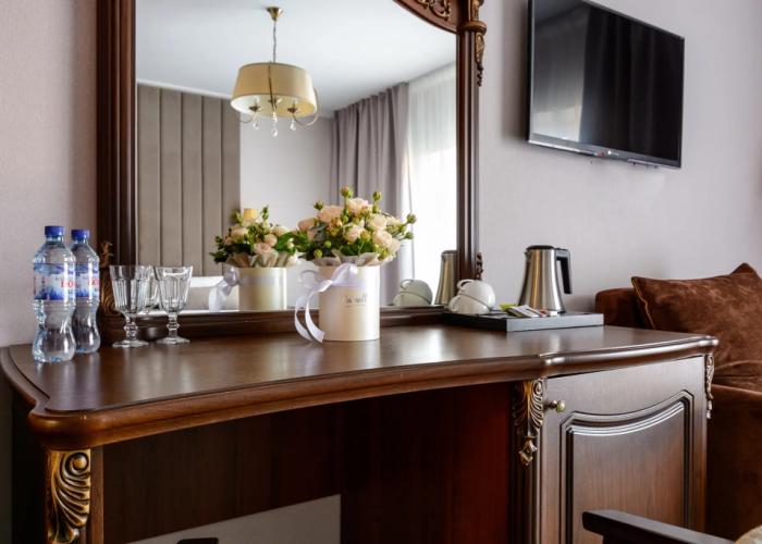Noi Hotel