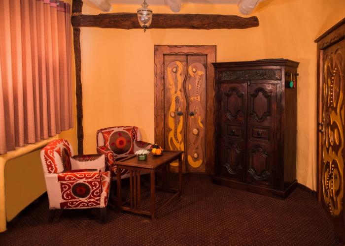 Luxury House Hotel