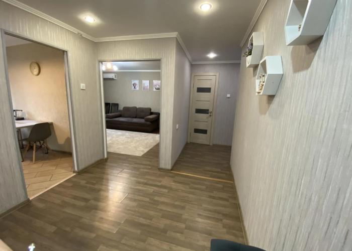 Apartments on the 1st microdistrict 5