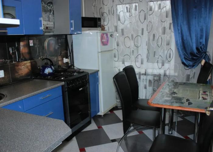 Kvartira Na Sutki Apartments