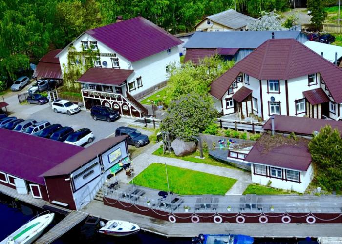 Aleksandrovskij Prichal Hotel