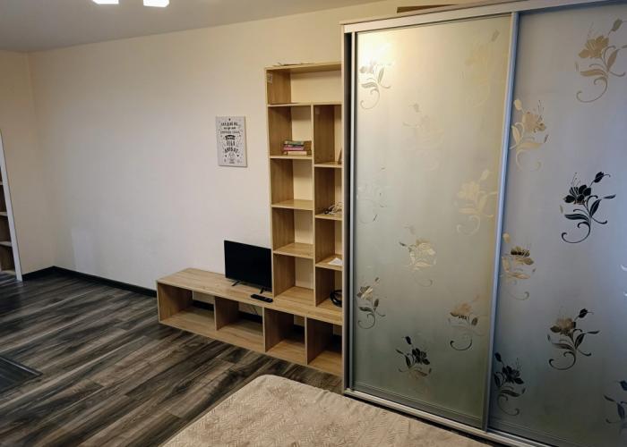 Studiya Na Aviatorov Baltiki Apartments