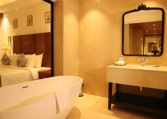 Hotel Chandela Khajuraho