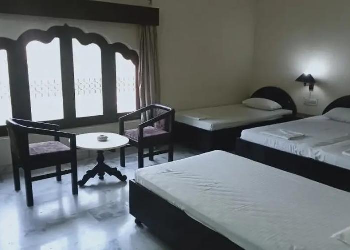 Hotel Marble Palace