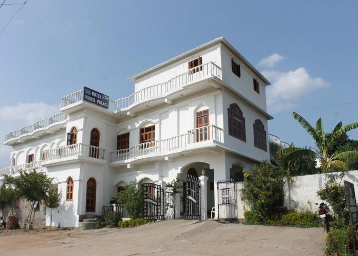 Hotel Isabel Palace