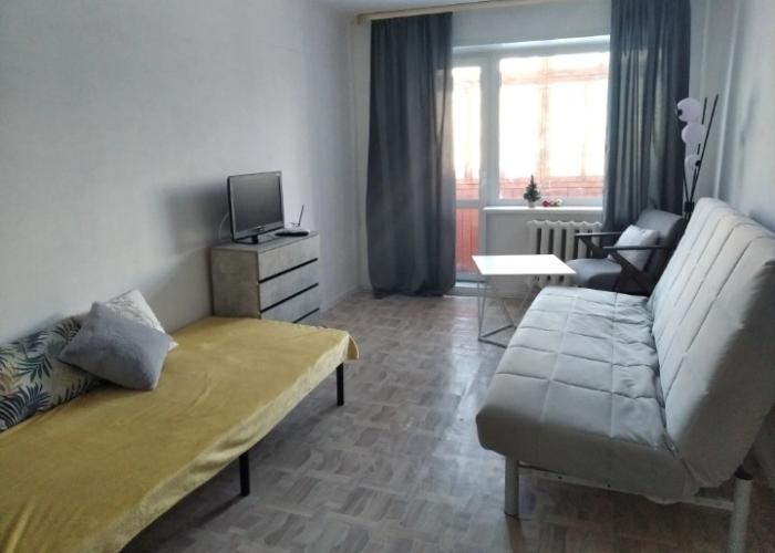 Dvukhkomnatnaya v tsentre goroda Flat