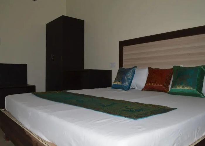 Hotel Plaza Khajuraho