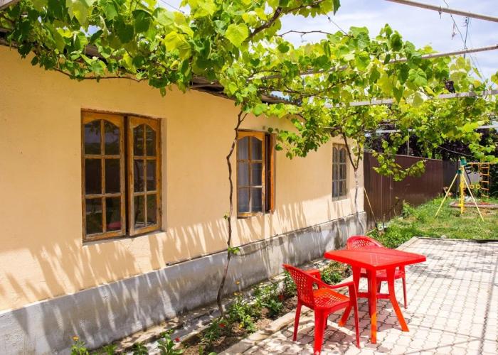 Amina Beach Guest House