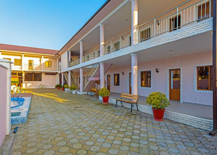 Mini-Otel  Platan