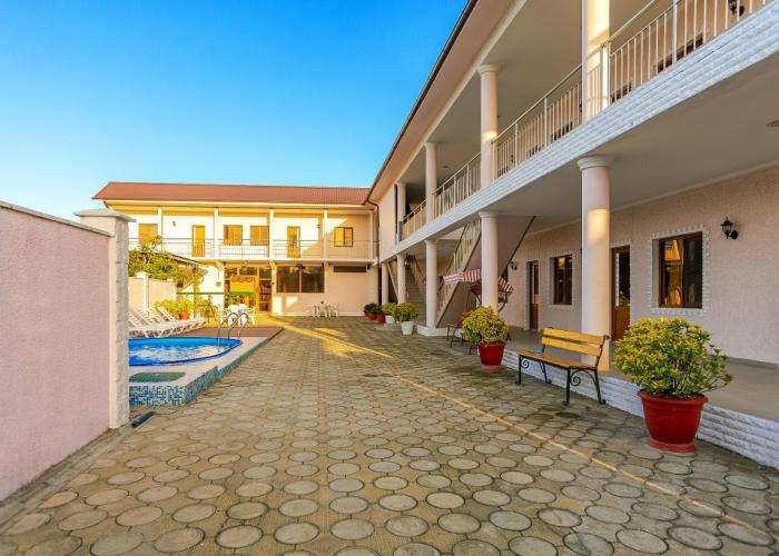 Mini-Otel  Platan