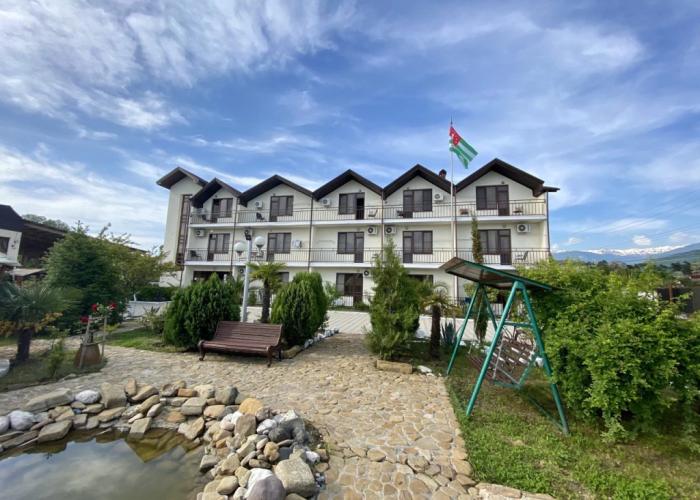 Rezidentsiya APSNYi Guest House