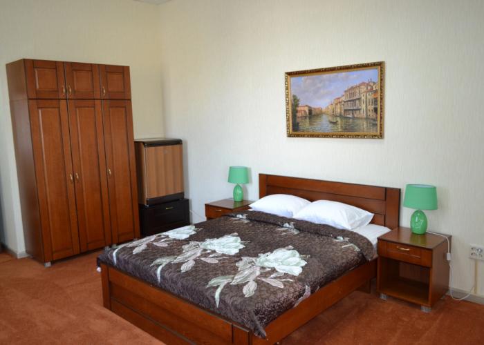 Lazurit Hotel