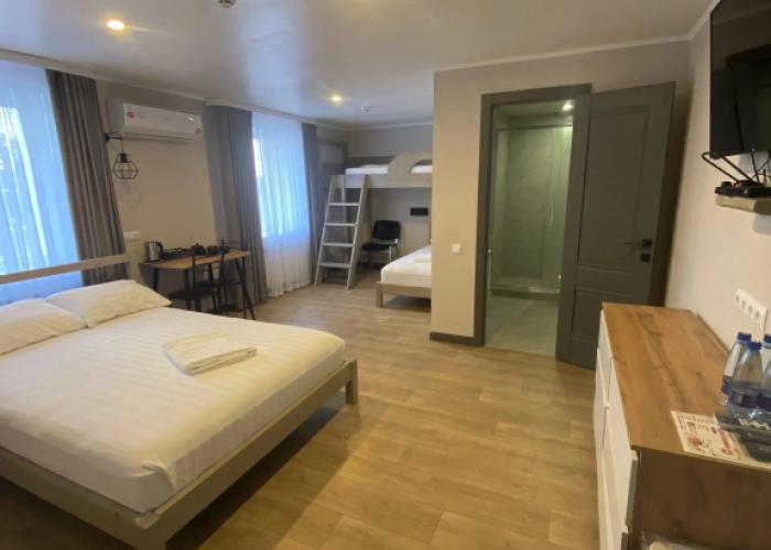 Chernozem'e Hotel