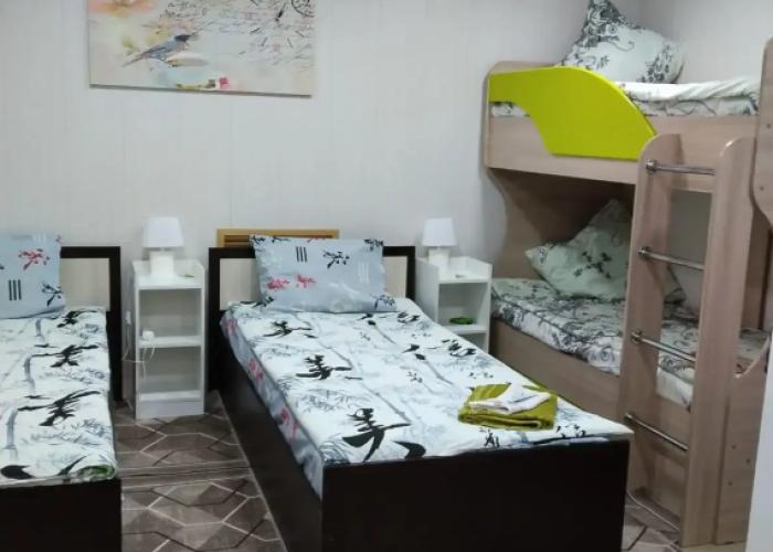 Uyut Guest House