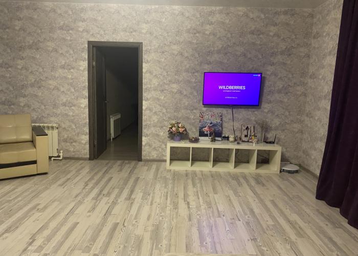 2kh Komnatnaya Kvartira Flat