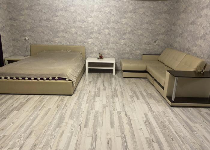 2kh Komnatnaya Kvartira Flat