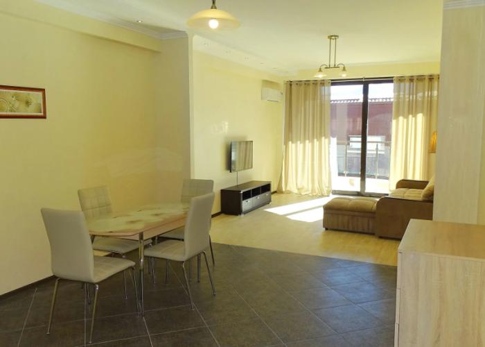 Uluchshennyye nomera s odnoy spal'ney i vidom na more Apartments