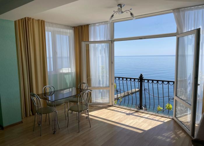 Elling Selena Apartments