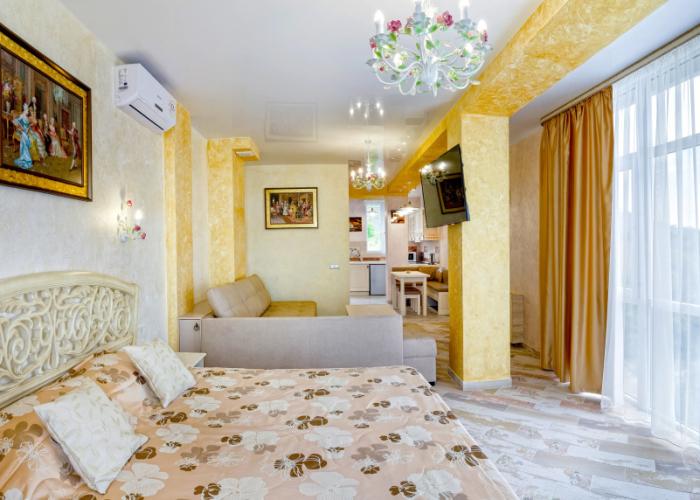 Mirazh Apartments