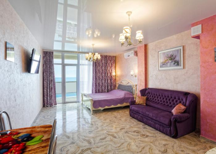 Mirazh Apartments