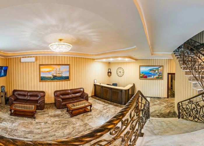 Sakvoyazh Hotel
