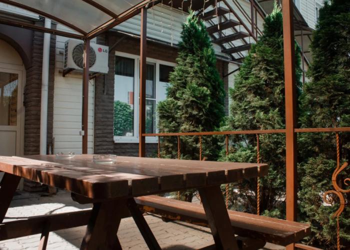 Aksay Guest House