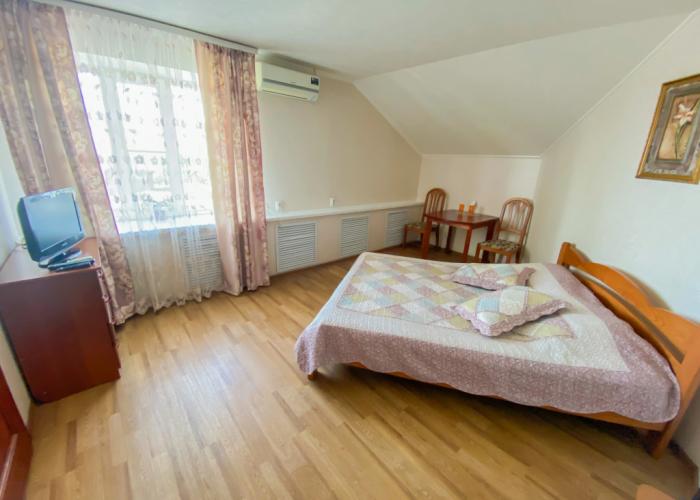 Aksay Guest House