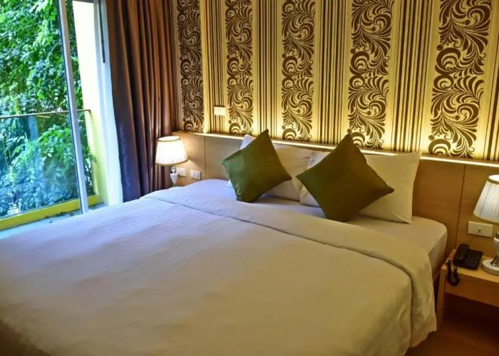Ocean and Ole Patong Hotel
