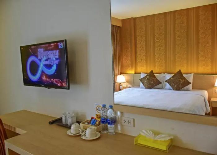 Ocean and Ole Patong Hotel