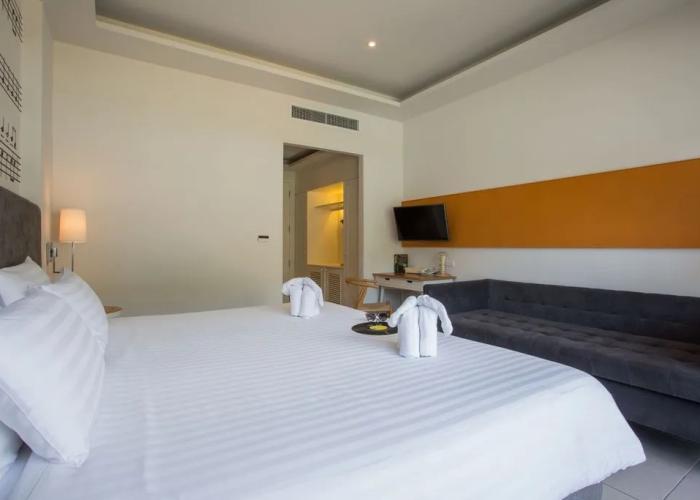The Melody Phuket Hotel (SHA Plus+)