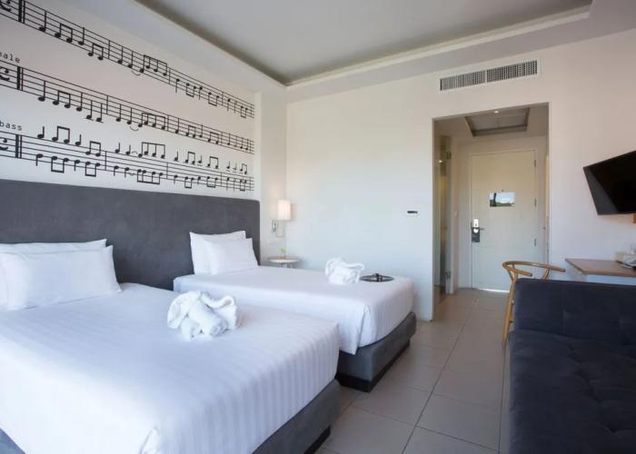 The Melody Phuket Hotel (SHA Plus+)